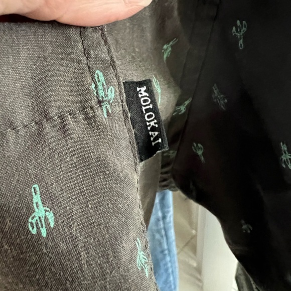 MOLOKAI SURF CO. Mens 2XL short sleeve cactus button up - Picture 6 of 6